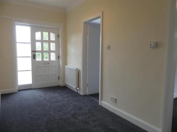 2 bed Detached Bungalow to rent Image 9