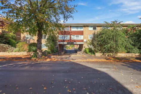 Camborne Road, Sutton, SM2 6RE