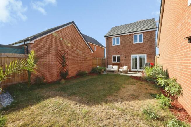 3 bed Detached for sale Image 4
