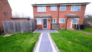39, Oxlip Road, Witham CM8 2XY