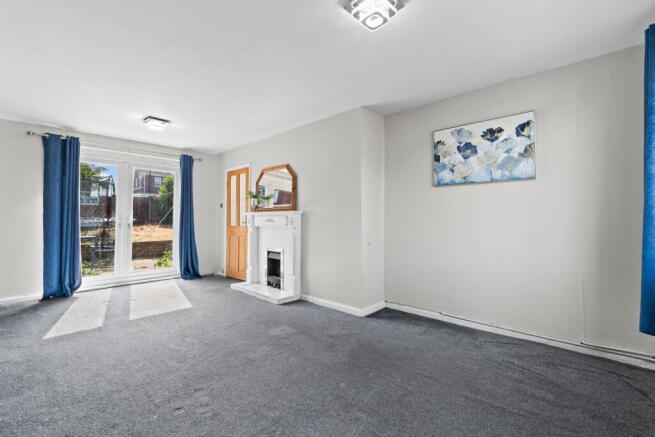 2 bed Semi-Detached for sale Image 8