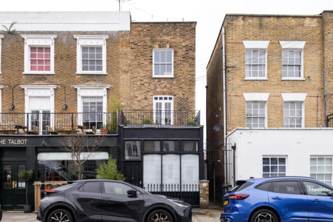 323908 - 111MortimerRoad-16.jpg