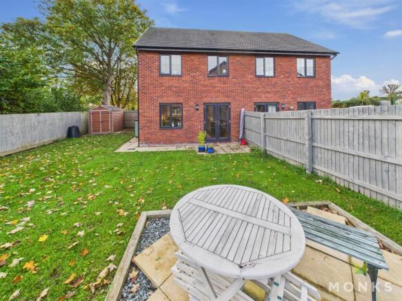 CAM01520G0-PR0284-STILL018.jpg
