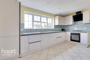 26, John Dutton Way, Ashford TN24 9PW