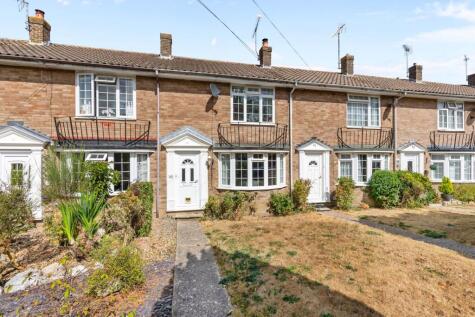 Broadwood Close, Horsham, RH12