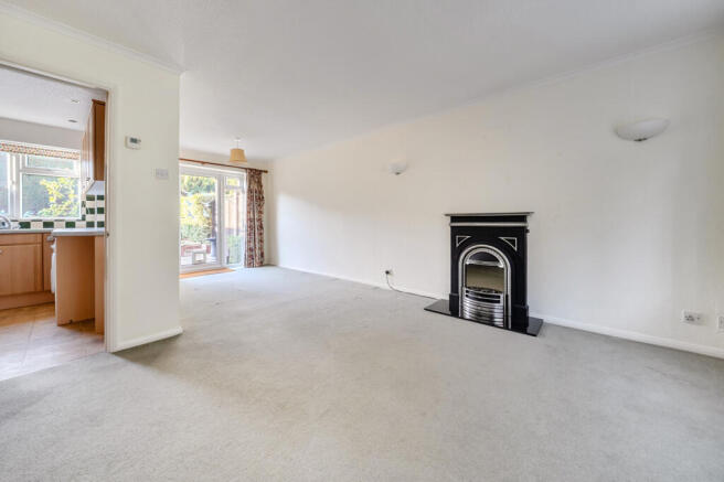 Christie Close, Lightwater, Surrey photo 3