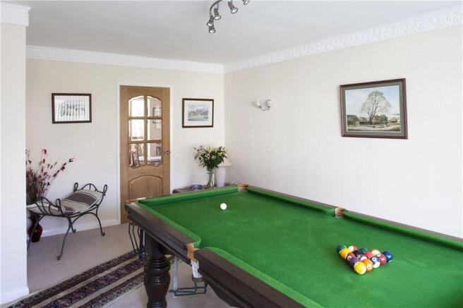 Millfield Dining Rm