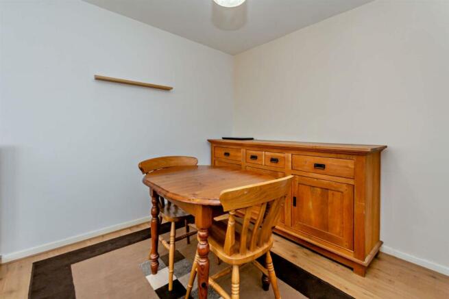 8589783-interior14-800.jpg