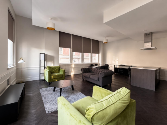 Living dining area.png
