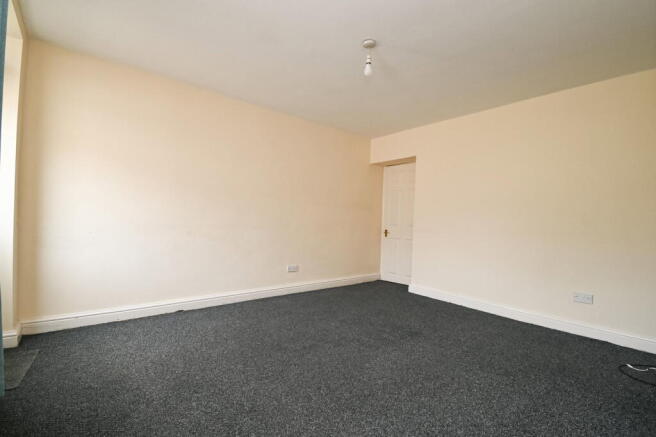 2 bed Semi-Detached for sale Image 6