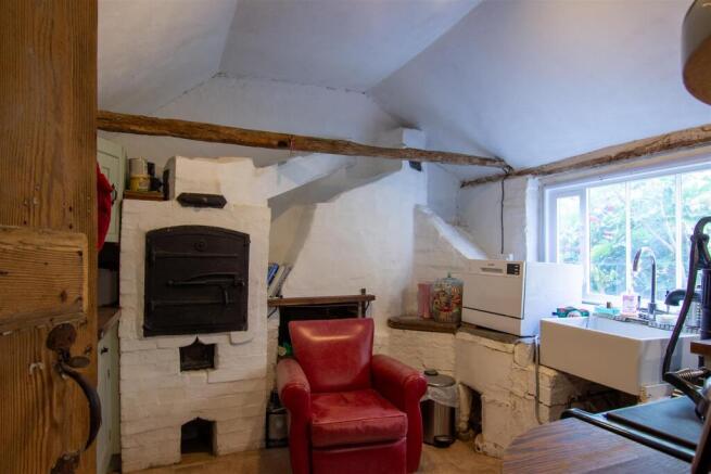 Kitchen II.jpg