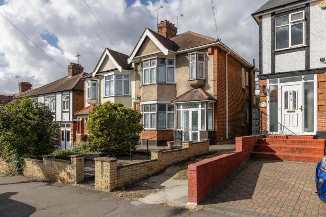 St. Barnabas Road, IG8