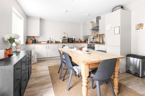 Trussell Road, Warfield, Bracknell, Berkshire, RG42