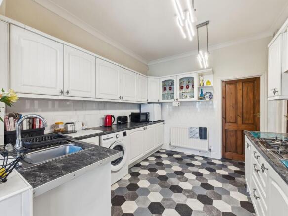 2 bed Semi-Detached for sale Image 9