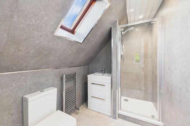 Bedroom 2 En-Suite