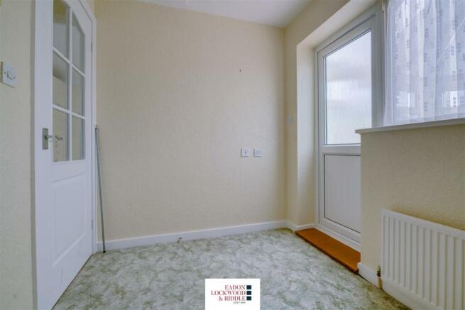 Bedroom 2-2.jpg