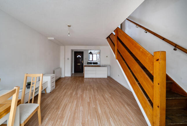 1435929-9-69c65b4...