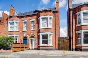 29, Trent Boulevard, Nottingham NG2 5BB
