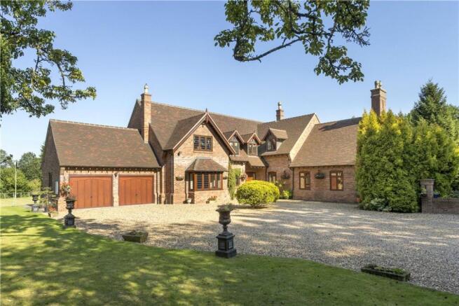 5 Bedroom House