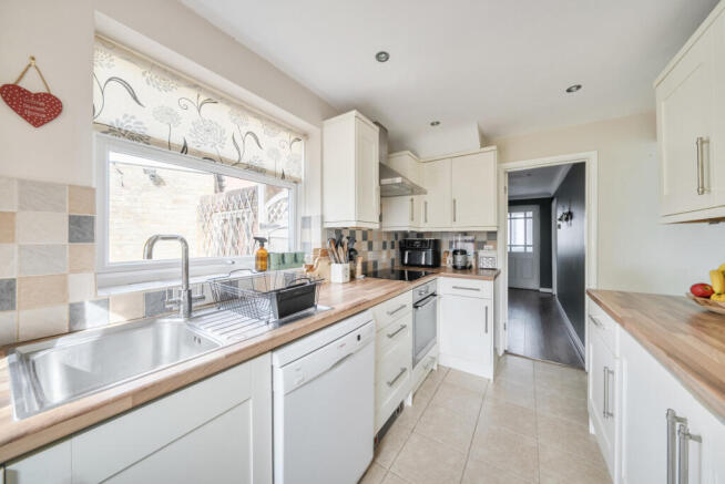 1425164-11-69b014...