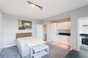 Flat 704, Endsleigh Court, Upper Woburn Place, London WC1H 0HW