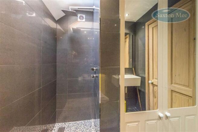 EN SUITE WET ROOM
