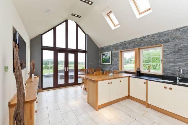 Kitchen/Breakfasting
