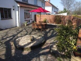 Courtyard garden