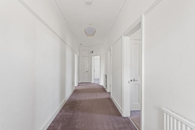 256 Milton Road East 07