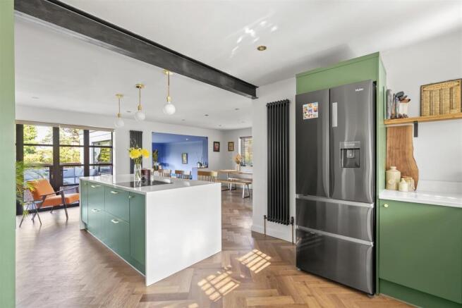 Living & Dining Kitchen