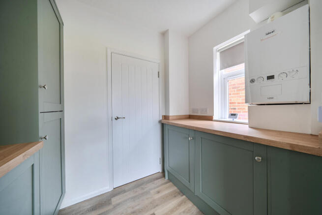 3 bed House to rent Image 7