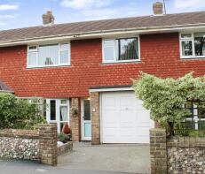 1b, Prince Edwards Road, Lewes BN7 1BJ