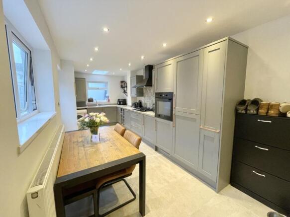 Kitchen/Breakfast Room