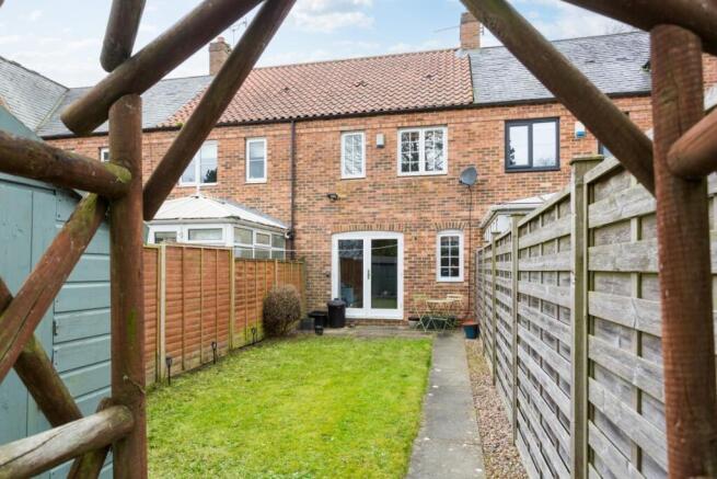 2 bed Terraced for sale Image 9