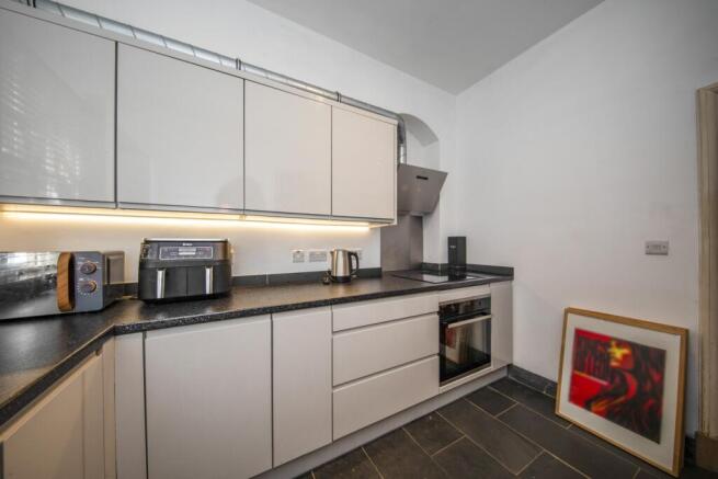 flat1ladycroftbr2...