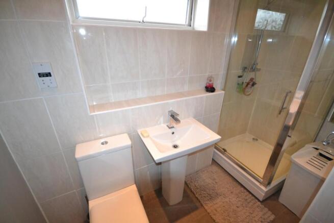 ENSUITE SHOWER ROOM