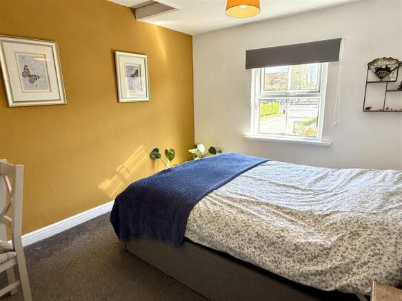 3 bed Detached for sale Image 9