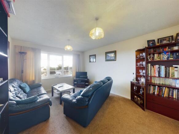 Lounge: