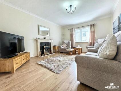London Road, Pembroke Dock