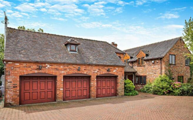Triple Garage