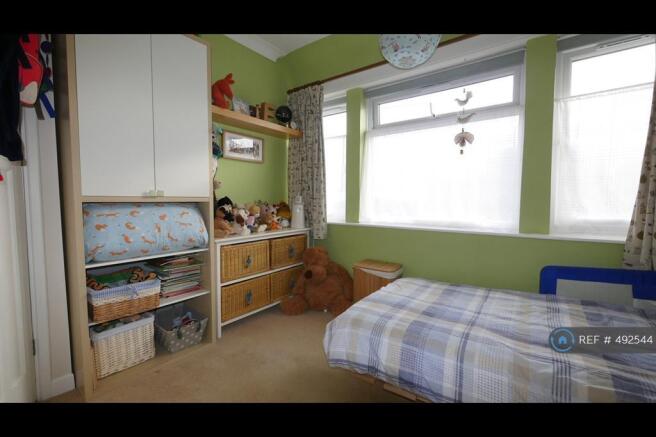Bedroom 2 (2)