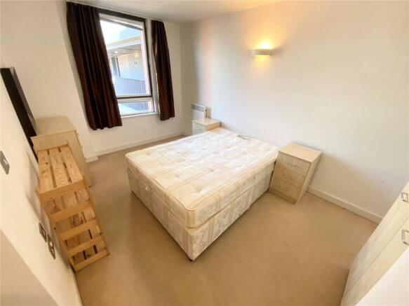 1 bed Apartment for sale Image 8