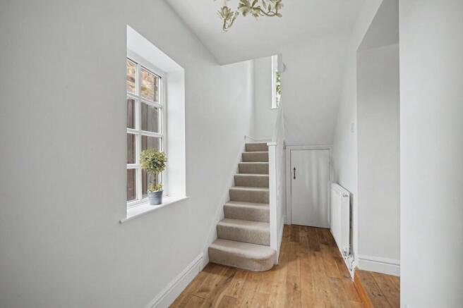 2 bed House for sale Image 7
