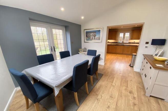 Dining Area/Ex...