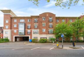 Flat 32, Park View, Grenfell Road, Maidenhead SL6 1FG