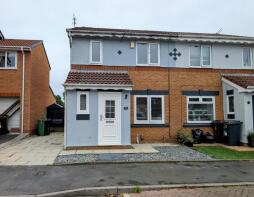 32, Saxon Drive, Manchester M43 7SY