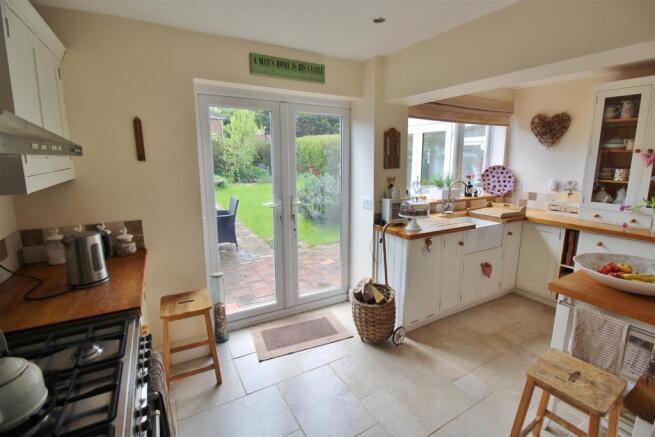 Kitchen 3