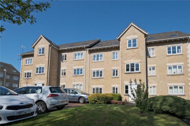 Tinker Brook Close