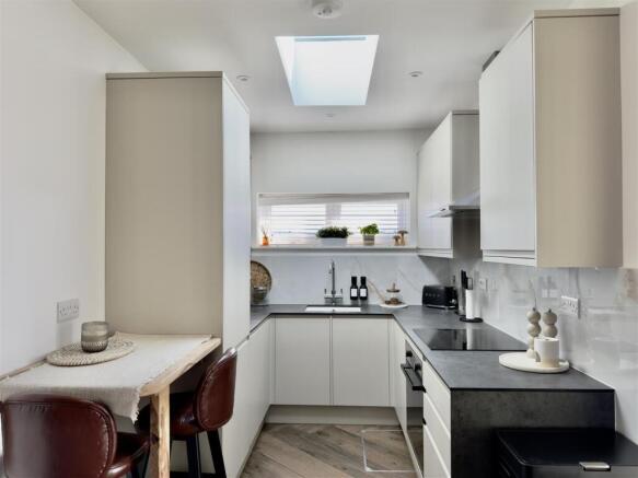 ANNEXE KITCHEN.jpeg