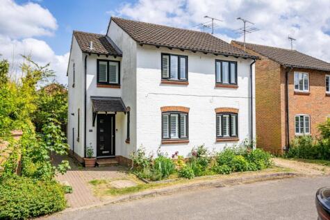 Kingfisher Close, Wheathampstead, St. Albans, Hertfordshire, AL4